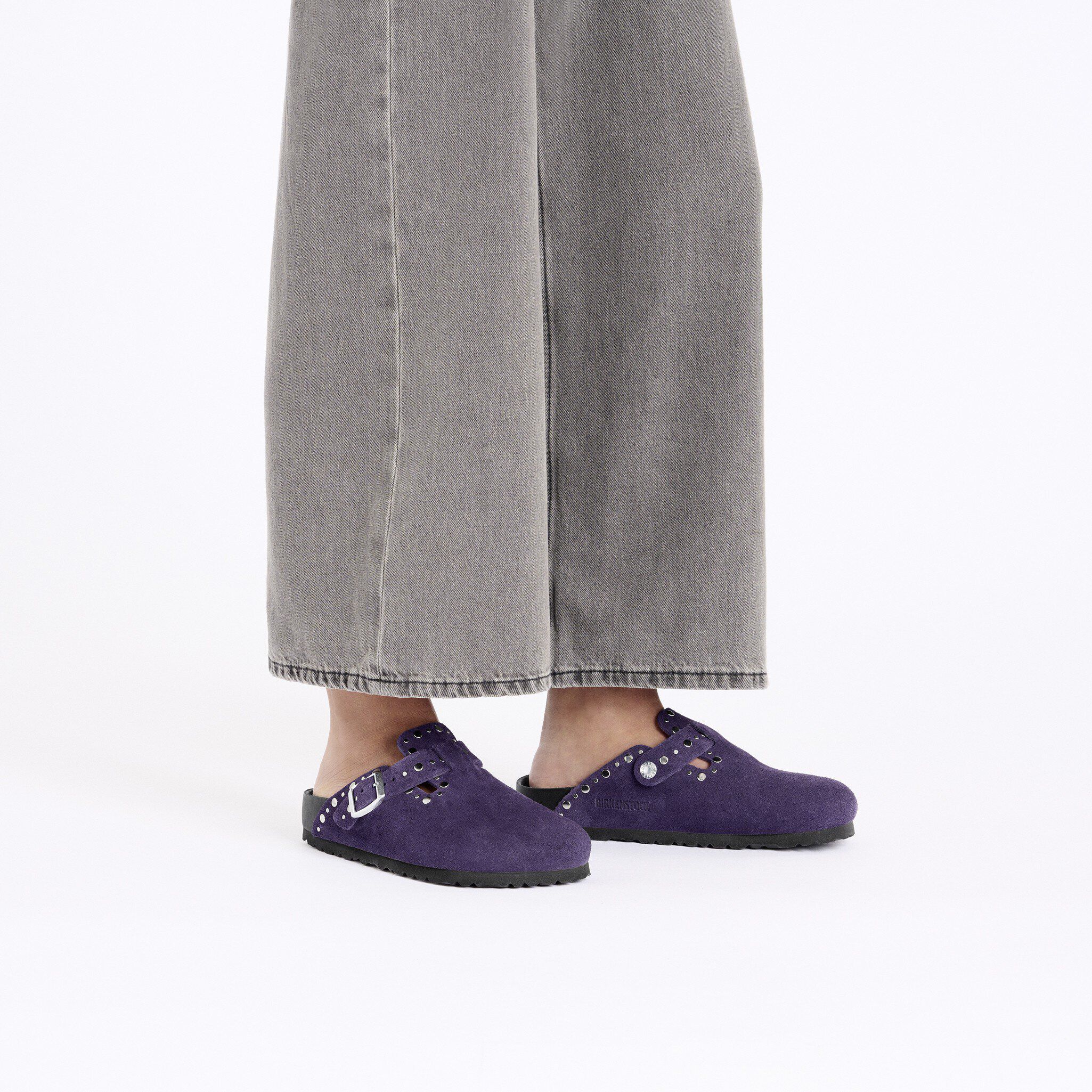 Boston Rivet Suede Leather - View 5