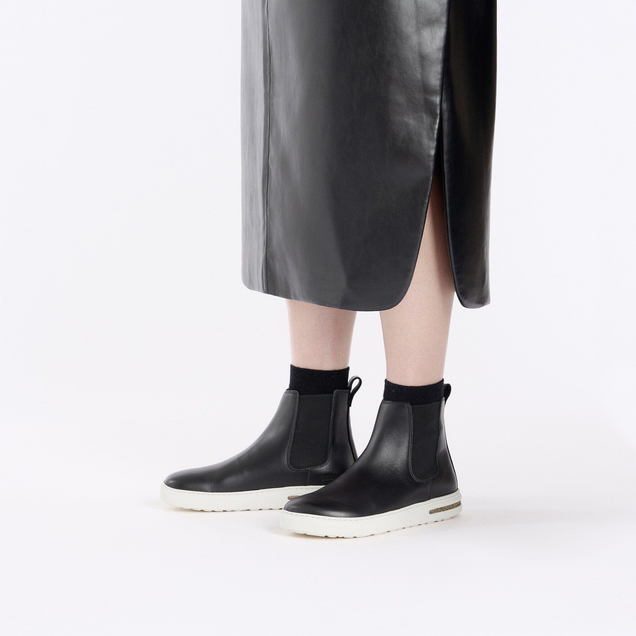 Bend Chelsea Natural Leather - View 4
