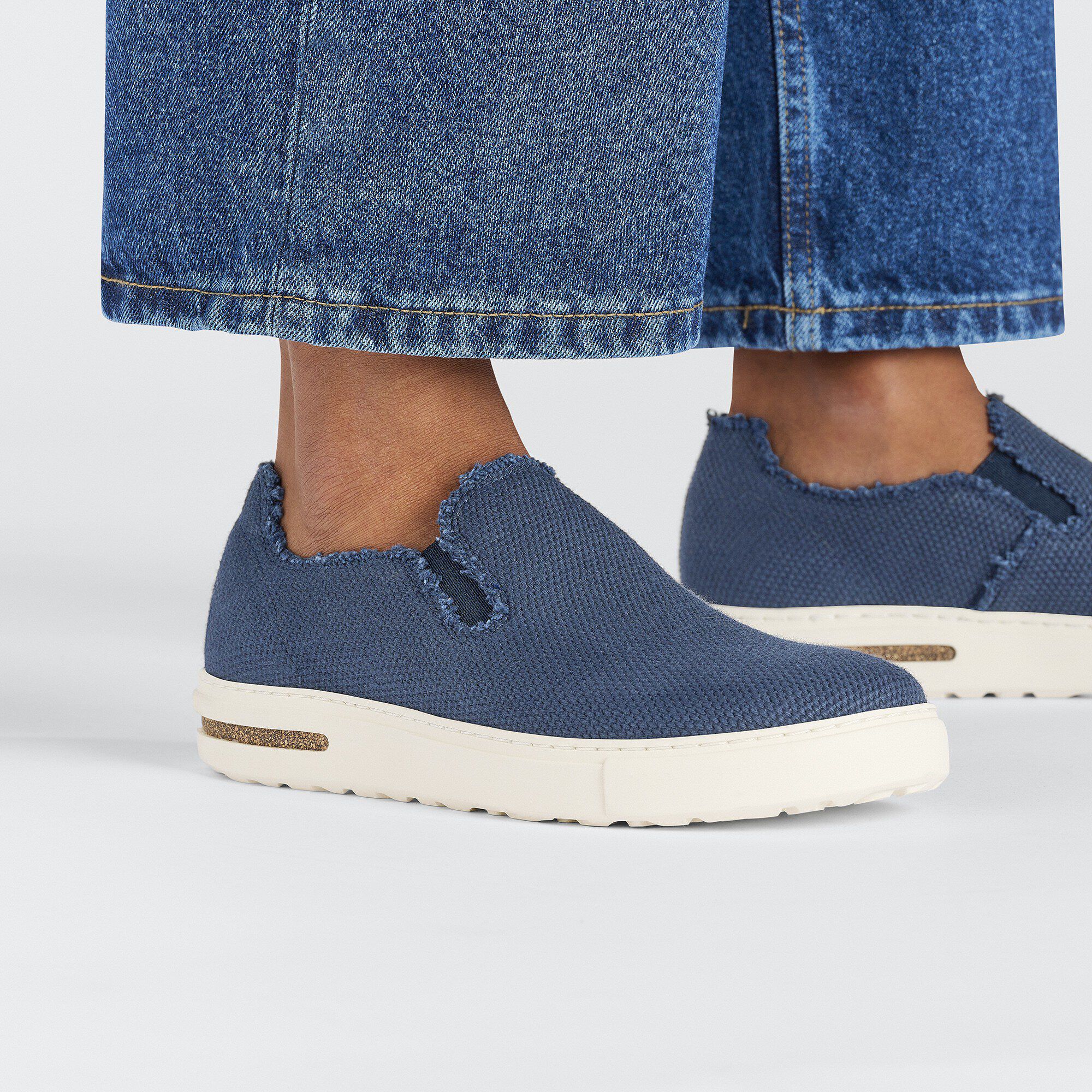 Bend Decon Slip On Textile - View 5