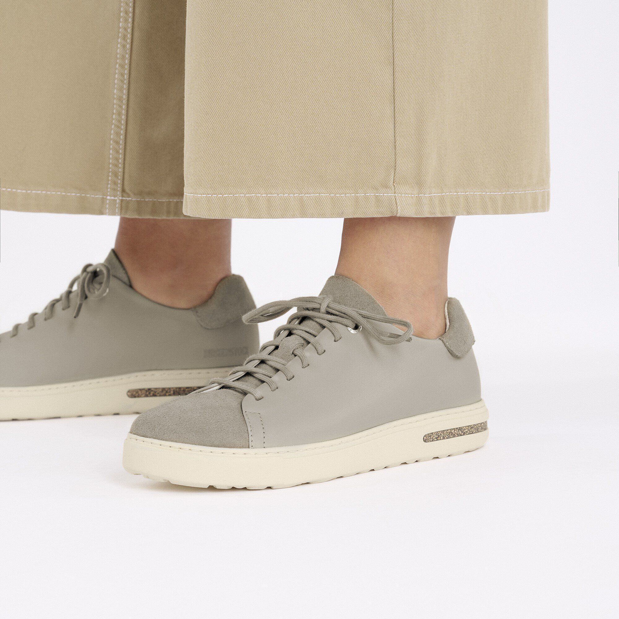 Bend Low Decon Mixed Leather - View 4
